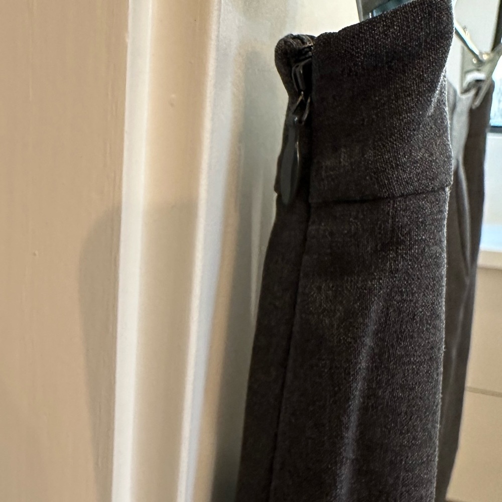 Theory skirt SZ 10 - Picture 3 of 10